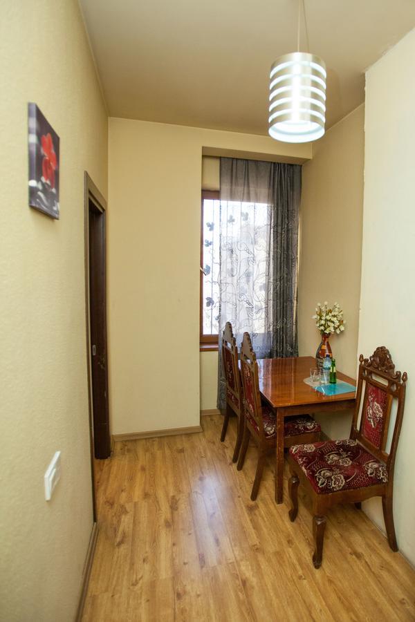Hotel 4You Tiflis Exterior foto
