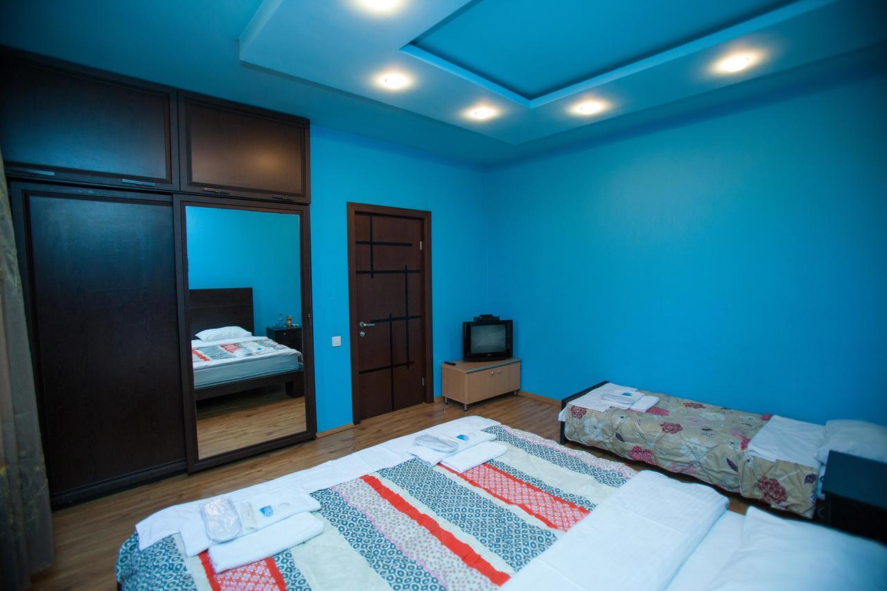 Hotel 4You Tiflis Exterior foto