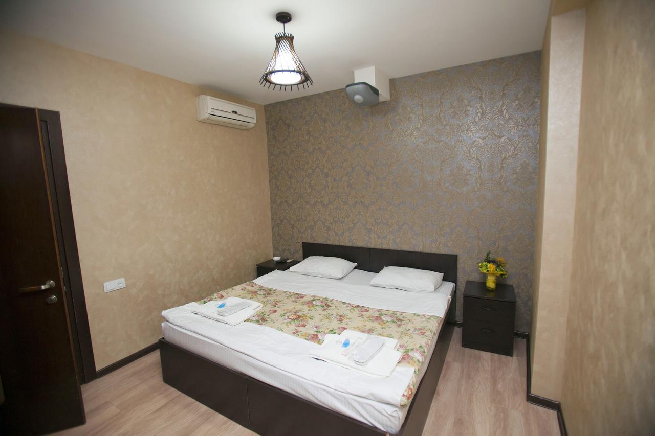 Hotel 4You Tiflis Exterior foto