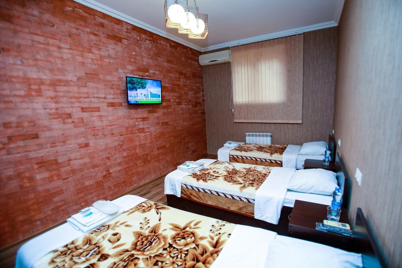 Hotel 4You Tiflis Exterior foto